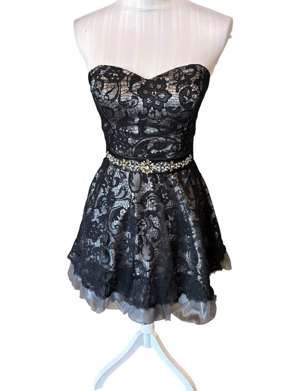 LAONA Black & Silver Lace Homecoming Prom Cocktail Dress Size 3